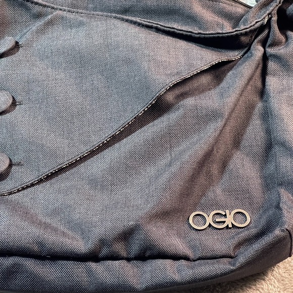 OGIO Women's Brooklyn Tablet Purse Crossbody Bag Classic Black Retro Multipocket - Picture 2 of 9